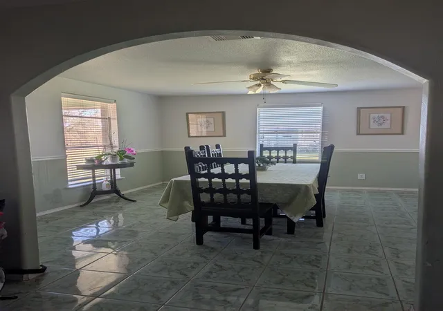Photo 2 of Single family home for sale at 406 Manor Ave, Rosharon, TX 77583 | MLS# 2131825 | Listing updated on 2026-09-08