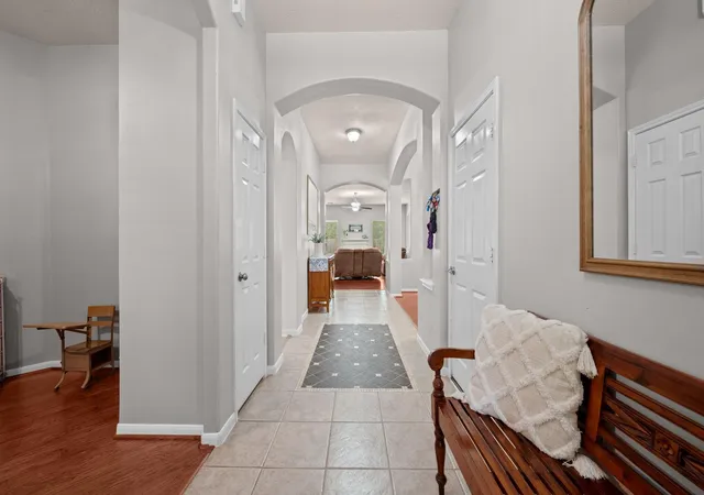 3rd image of 13634 Caney Springs Ln, Houston, TX 77044 | MLS# 87429732