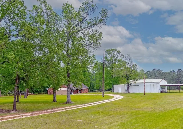 1st image of 16190 N Us Hwy 59 N, Moscow, TX 75960 | MLS# 4798533