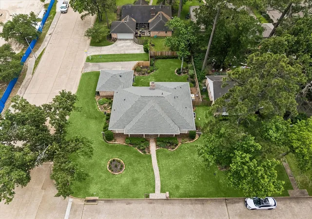 Homes for sale in Kingwood, TX | 1926 Twin Springs, Kingwood, TX 77339 | MLS# 62679057