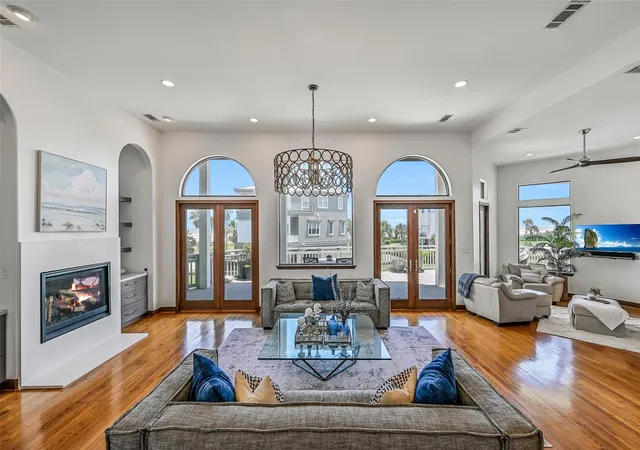 Photo 3 of Single family home for sale at 4206 Turks Point, Galveston, TX 77554 | MLS# 20056863 | Listing updated on 2026-09-05