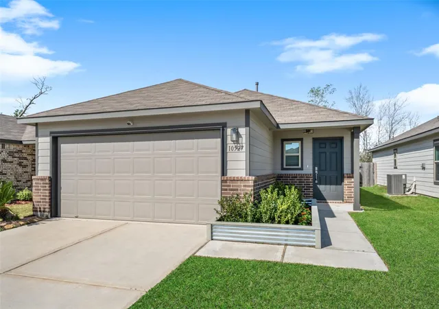 Homes for sale in Houston, TX | 10527 Red Orchid Dr, Houston, TX 77016 | MLS# 15332404