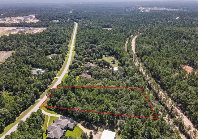 Photo 1 of Land for sale at 26095 Crown Ranch Blvd, Montgomery, TX 77316 | MLS# 57025285 | Listing updated on 2026-07-22