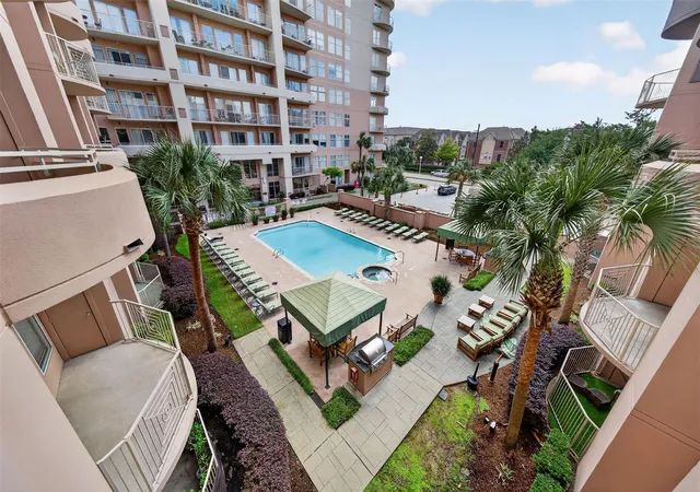 3rd image of 3505 Sage Rd, Houston, TX 77056