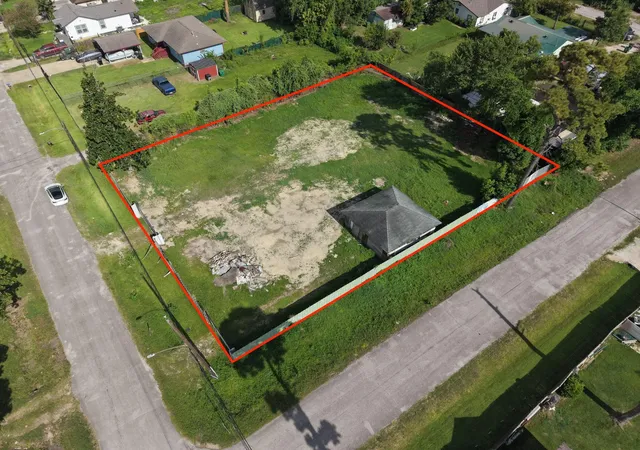 Photo 2 of Land for sale at 6832 Finch St, Houston, TX 77028 | MLS# 44180828 | Listing updated on 2026-07-31