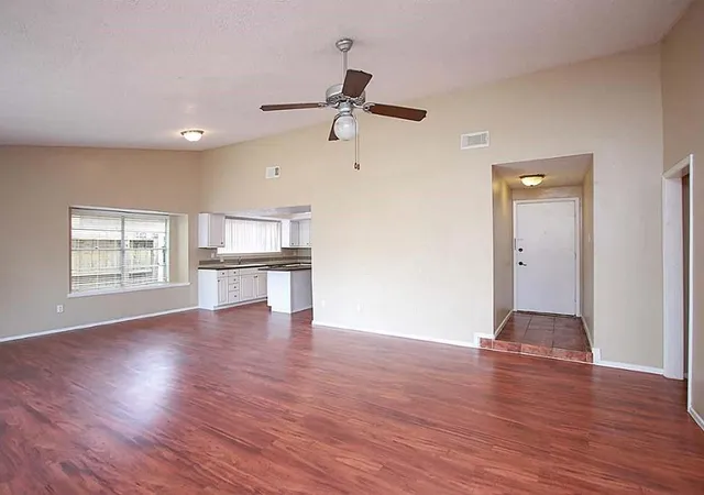Photo 3 of Single family home for sale at 7827 Whispering Wood Ln, Houston, TX 77086 | MLS# 40117973 | Listing updated on 2026-08-07