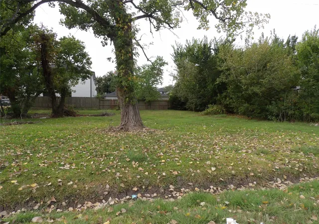 Photo 3 of Land for sale at 3734 Noah St, Houston, TX 77021 | MLS# 92998081 | Listing updated on 2026-09-12