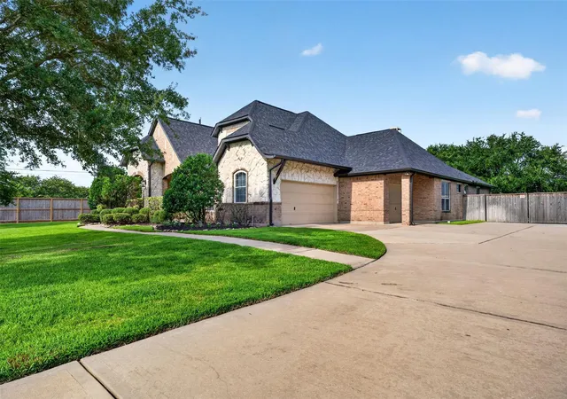 Photo 2 of Single family home for sale at 17003 Bowdin Crst Dr, Cypress, TX 77433 | MLS# 56224472 | Listing updated on 2026-09-05
