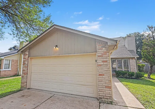 Photo 1 of Single family home for sale at 11526 Henley Dr, Houston, TX 77064 | MLS# 47405606 | Listing updated on 2026-09-10