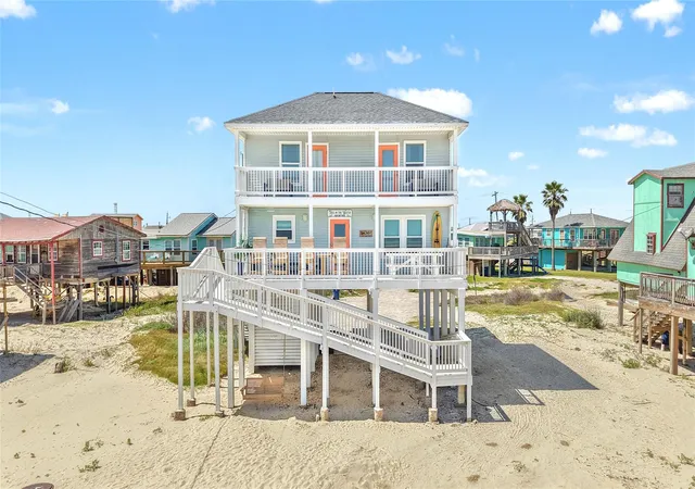 Homes for sale in Surfside Beach, TX | 1213 Sargasso Cir, Surfside Beach, TX 77541 | MLS# 26911185