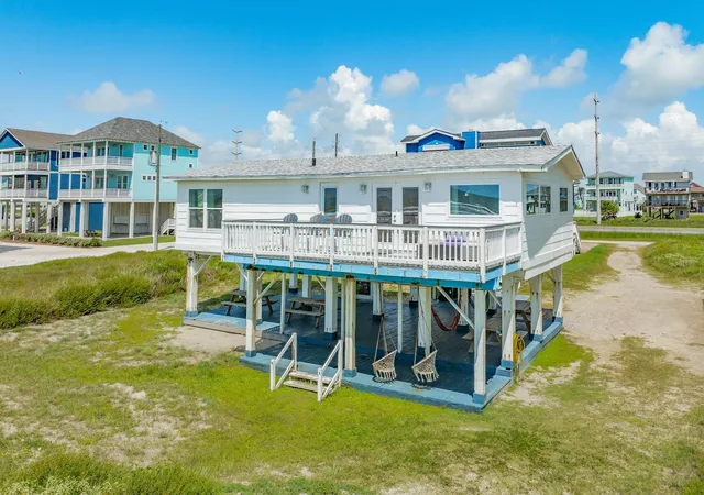 Photo 3 of Single family home for sale at 23114 Gulf Dr, Galveston, TX 77554 | MLS# 64027429 | Listing updated on 2026-08-19