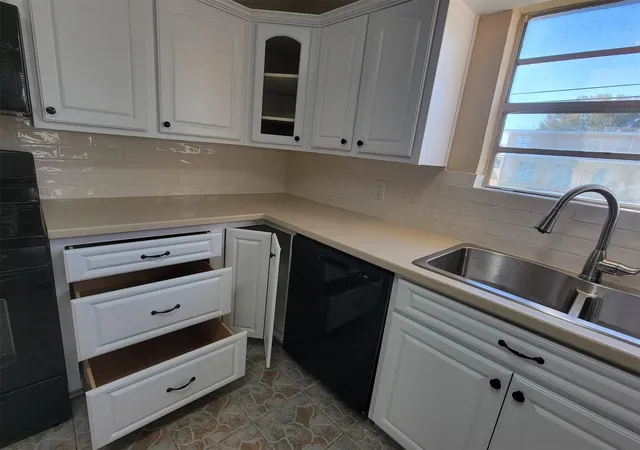 1st image of 2601 Wheeler St, Houston, TX 77004 | MLS# 65257220