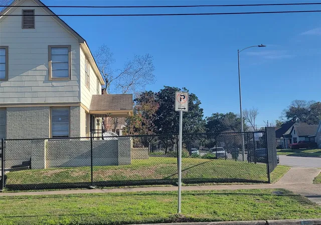 48th image of 2601 Wheeler St, Houston, TX 77004 | MLS# 65257220