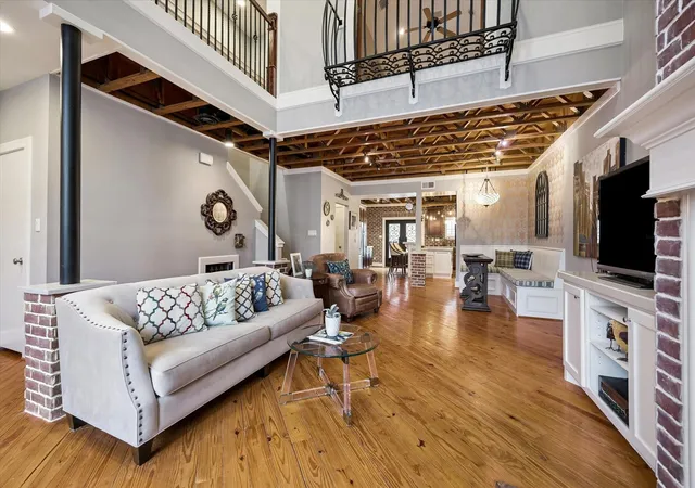4th image of 915 Knox St #D, Houston, TX 77007 | MLS# 26839982
