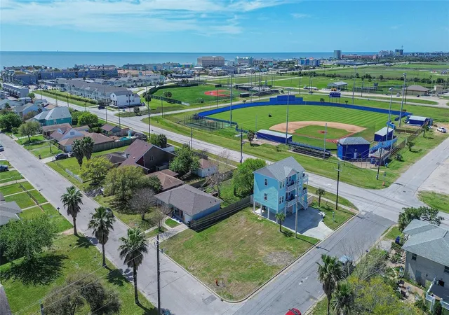 Photo 1 of Single family home for sale at 8029 Beluche Dr, Galveston, TX 77551 | MLS# 85495468 | Listing updated on 2026-09-09