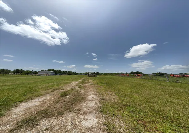 Photo 1 of Land for sale at 11 Road 5118, Cleveland, TX 77327 | MLS# 29566857 | Listing updated on 2026-05-29