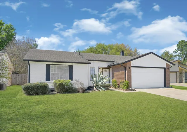 Photo 3 of Single family home for sale at 914 Cheyenne Meadows Dr, Katy, TX 77450 | MLS# 37005080 | Listing updated on 2026-08-27