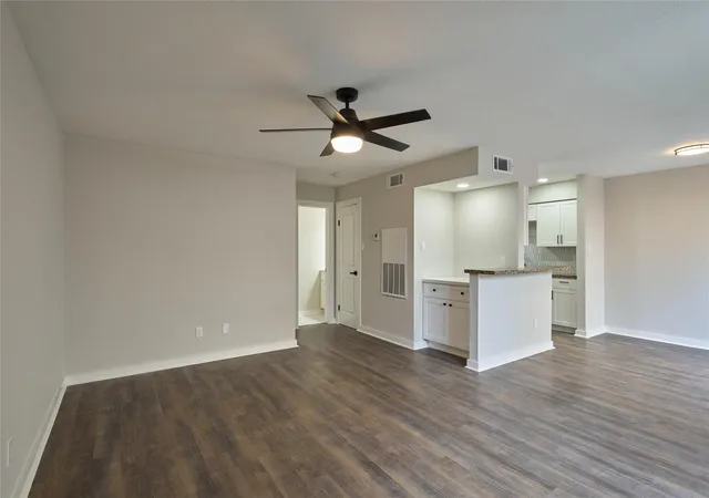 Photo 2 of Sale Pending at 6500 Sands Point Dr #110, Houston, TX 77074 | MLS# 35369788 | Listing updated on 2026-09-18
