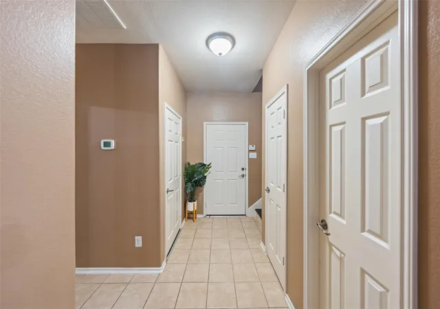 Photo 4 of Single family home for sale at 1700 Chestnut Glen Ct, Conroe, TX 77301 | MLS# 51289597 | Listing updated on 2026-09-09