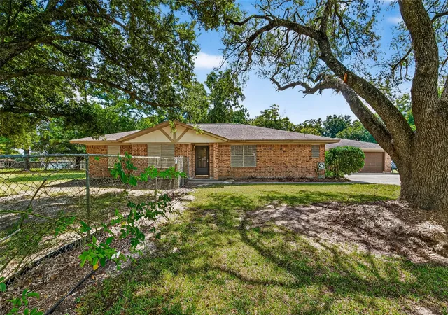 Photo 3 of Single family home for sale at 12021 7th 1/2 St, Santa Fe, TX 77510 | MLS# 86093506 | Listing updated on 2026-08-07