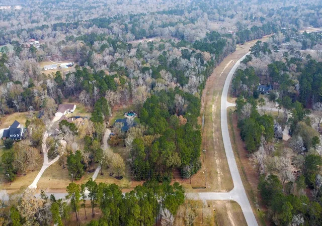 Photo 3 of Land for sale at 235 Lake Commons Ct, Huffman, TX 77336 | MLS# 87088584 | Listing updated on 2026-08-24