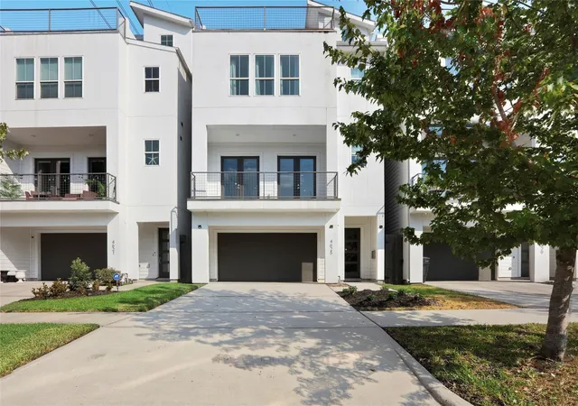 2nd image of 4625 Chartres St, Houston, TX 77004 | MLS# 50159857