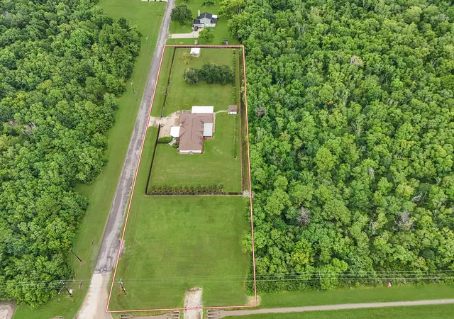 2nd image of 7315 Pine St, Manvel, TX 77578 | MLS# 34409150
