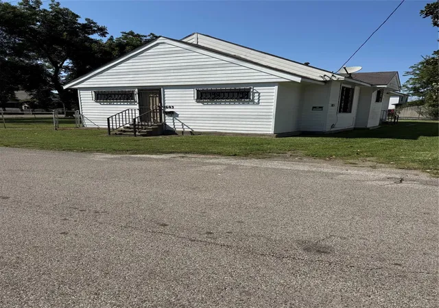 2nd image of 1603 Campbell St, Houston, TX 77009 | MLS# 18332082