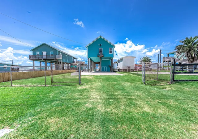 50th image of 957 Private Road 675, Sargent, TX 77414 | MLS# 12626101