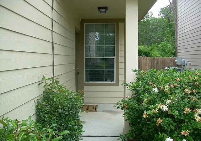 2nd image of 231 N Burberry Park Cir, Spring, TX 77382 | MLS# 72183314