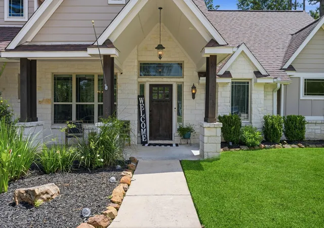 Photo 4 of Single family home for sale at 209 County Rd 6324, Dayton, TX 77535 | MLS# 94495739 | Listing updated on 2026-09-02