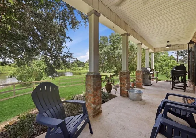 Homes for sale in Baytown, TX | 6411 N Fm 565 Rd, Baytown, TX 77523 | MLS# 10144616