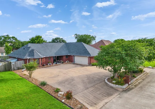 Photo 1 of Single family home for sale at 1717 24th Avenue, Texas City, TX 77590 | MLS# 87705180 | Listing updated on 2026-08-27