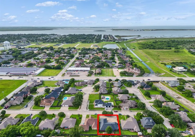 Photo 3 of Single family home for sale at 1717 24th Avenue, Texas City, TX 77590 | MLS# 87705180 | Listing updated on 2026-08-27