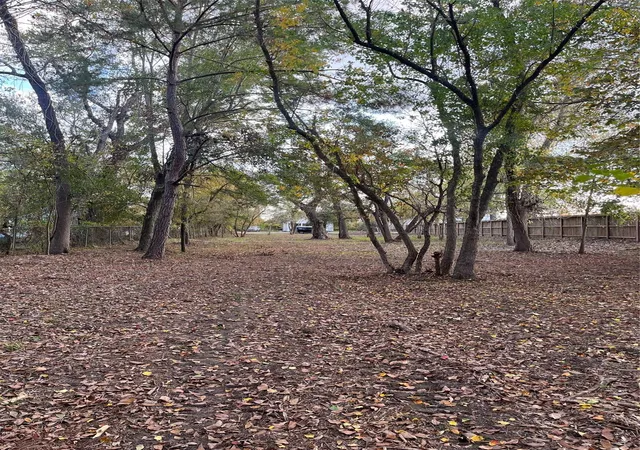 Photo 3 of Land for sale at 2328 Paul Quinn St, Houston, TX 77091 | MLS# 10323396 | Listing updated on 2026-09-20