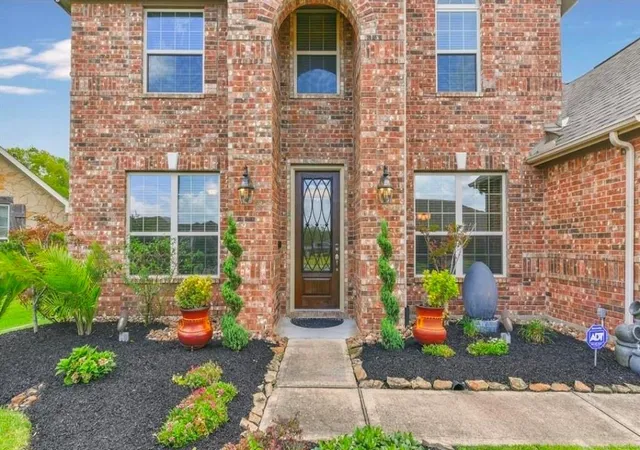 Photo 1 of Single family home for sale at 2809 Shawood Ln, Houston, TX 77089 | MLS# 81612169 | Listing updated on 2026-08-15