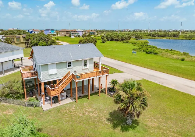 Photo 2 of Single family home for sale at 14023 Marina Blvd, Galveston, TX 77554 | MLS# 32793677 | Listing updated on 2026-06-13