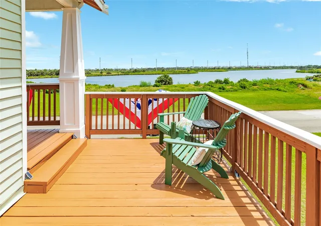 Photo 3 of Single family home for sale at 14023 Marina Blvd, Galveston, TX 77554 | MLS# 32793677 | Listing updated on 2026-06-13