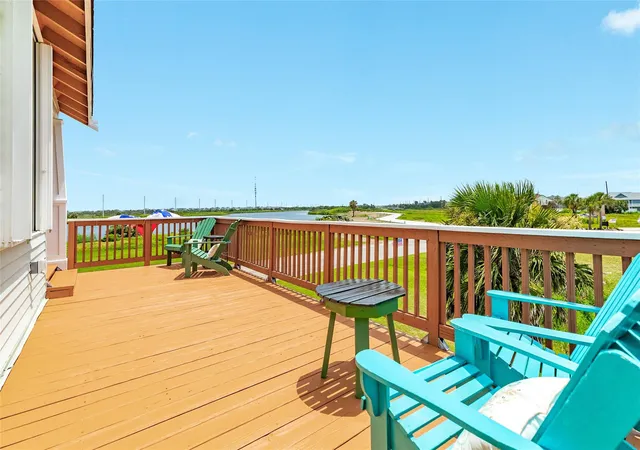 Photo 3 of Single family home for sale at 14023 Marina Blvd, Galveston, TX 77554 | MLS# 32793677 | Listing updated on 2026-06-13