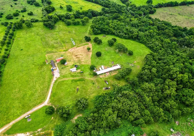 1st image of 38929 Sampson Rd, Brookshire, TX 77423 | MLS# 98307881