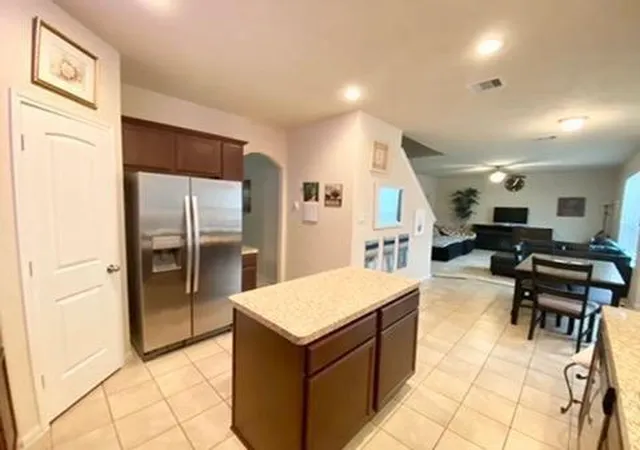 2nd image of 3947 Amalfi Shores Ct, Missouri City, TX 77459 | MLS# 64211418