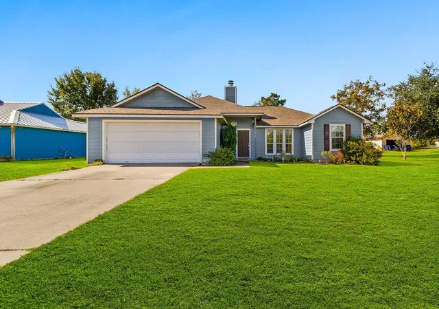 2nd image of 1060 Yaupon Cove Dr, Onalaska, TX 77360 | MLS# 30286457