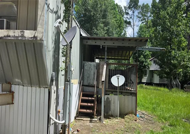 Photo 3 of Single family home for sale at 50 County Rd 342, Cleveland, TX 77327 | MLS# 28236915 | Listing updated on 2026-04-23