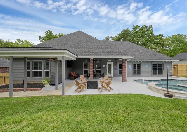 Single family home for sale at 13422 Hidden Valley Dr, Montgomery, TX 77356 | MLS# 60227644