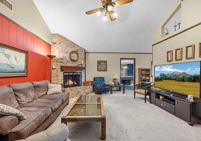 Photo 4 of Single family home for sale at 11219 Concho St, Houston, TX 77072 | MLS# 3764237 | Listing updated on 2026-08-13