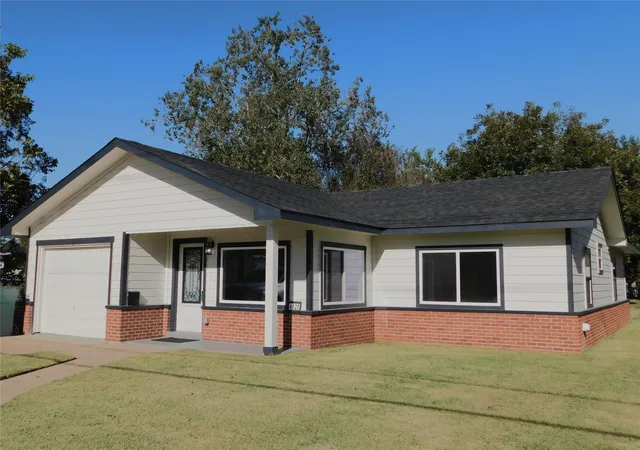 Homes for sale in Beaumont, TX | 4620 Magnolia St, Beaumont, TX 77703 | MLS# 82715984