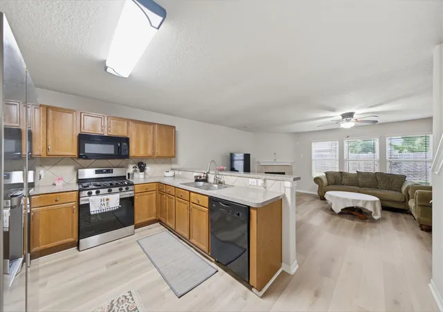Photo 4 of Single family home for sale at 5019 Ivy Fair Way, Katy, TX 77449 | MLS# 17946949 | Listing updated on 2026-09-03
