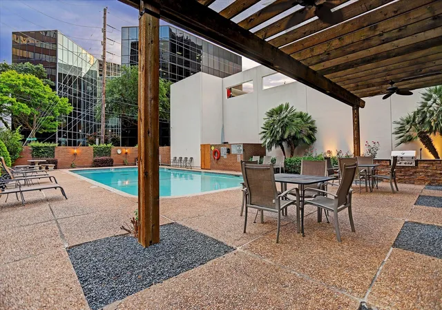 2nd image of 5001 Woodway Dr, Houston, TX 77056