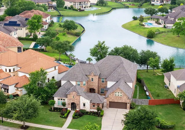 1st image of 5618 Camden Springs Ln, Sugar Land, TX 77479 | MLS# 10617256