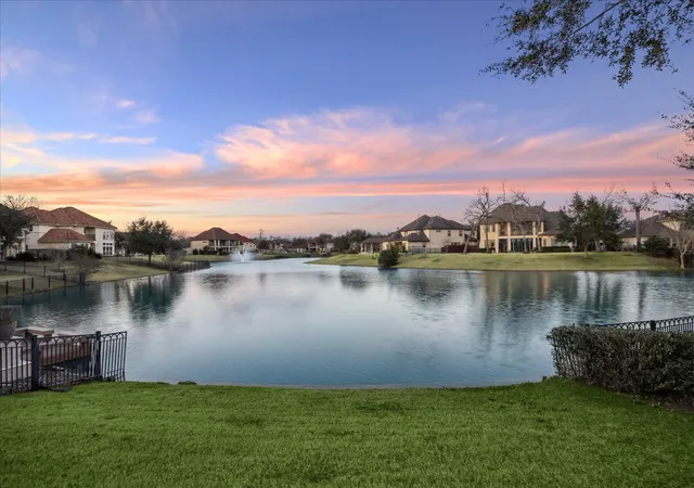 3rd image of 5618 Camden Springs Ln, Sugar Land, TX 77479 | MLS# 10617256